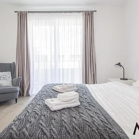 Mohost Alexa - Mountain View Apartment Braşov Exterior photo